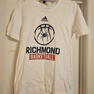 Richmond Spiders Basketball T-shirt.  Size:XS.
